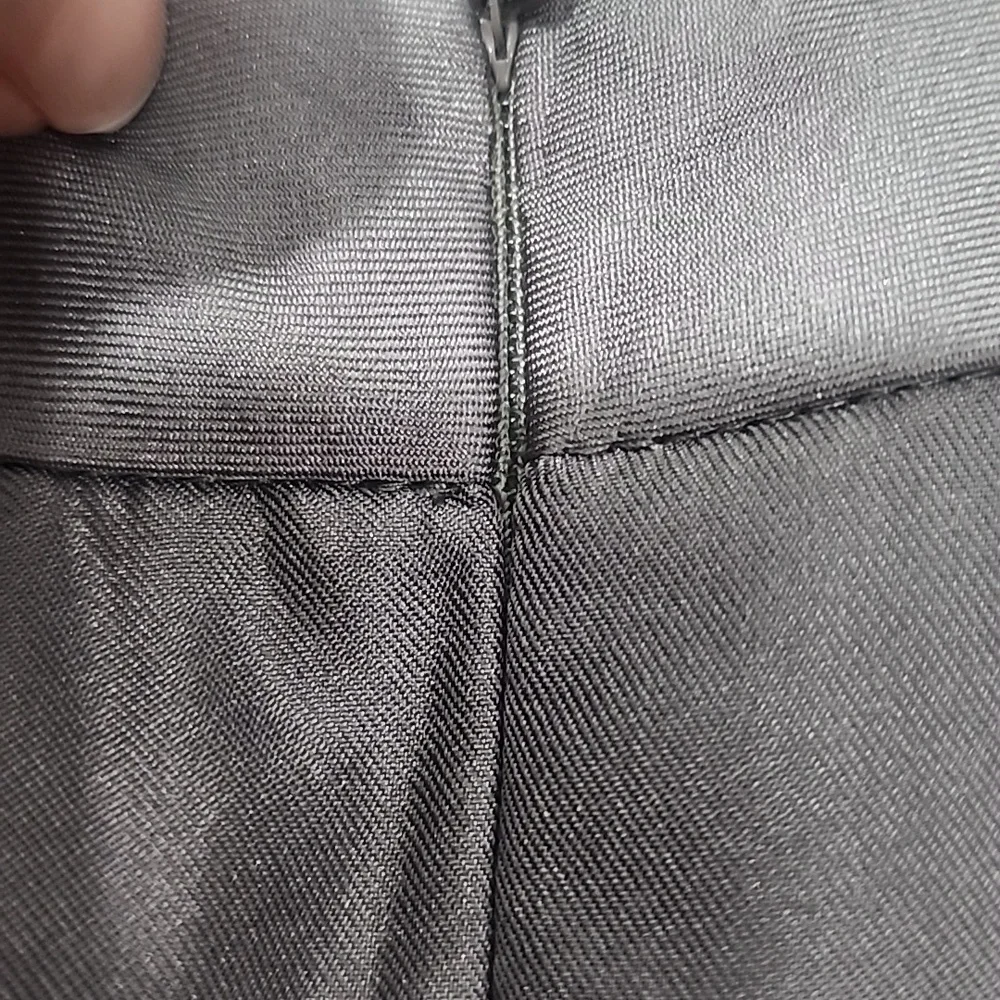 Anthropologie Yoana Baraschi 100% Silk Black and Gray Skirt. 4 - Picture 8 of 10
